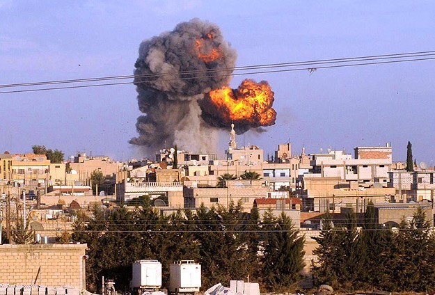 İdlib savaş uçakları tarafından bombalanıyor