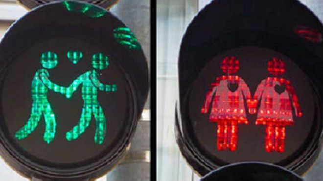Hollanda'da 'eşcinsel trafik ışıkları'