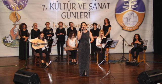 Türk Sanat Müziği Konseri, kulakların pasını sildi