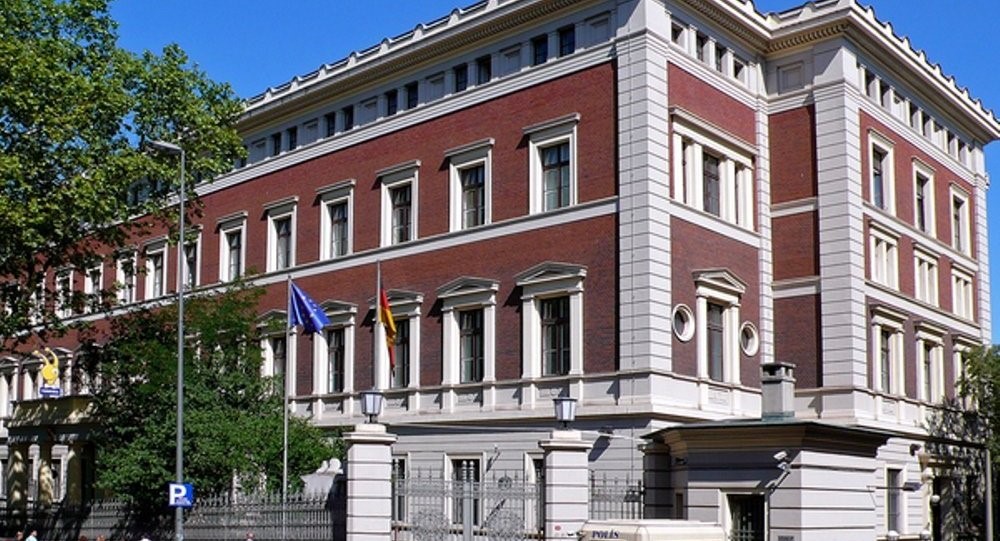 Ankara’daki büyükelçiliği güvenlik endişesi nedeniyle kapatıldığını