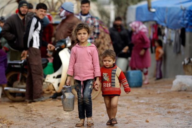 Türkiye'de geçici koruma altındaki Suriyelilerin resmi sayısı açıklandı