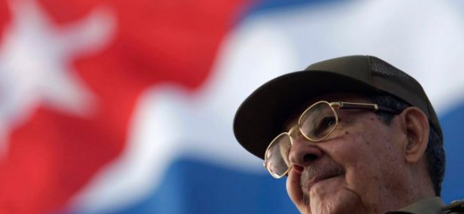 Raul Castro'dan özelleştirmeye "asla"