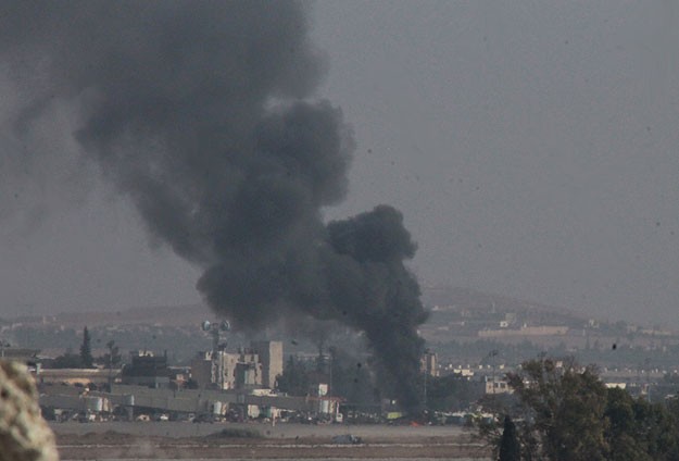 Halep'te hava saldırısı: 100 ölü