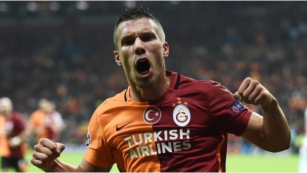 Galatasaray'a Podolski'den müjdeli haber