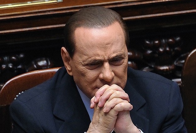 Berlusconi'nin kamudan men cezası 2 yıla çıktı