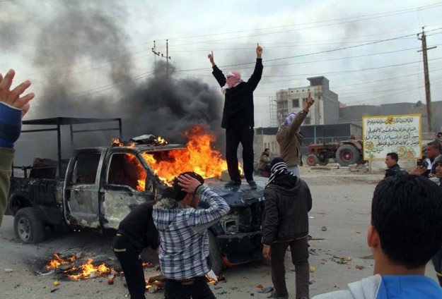 Enbar'da IŞİD militanları ile güvenlik güçleri çatıştı