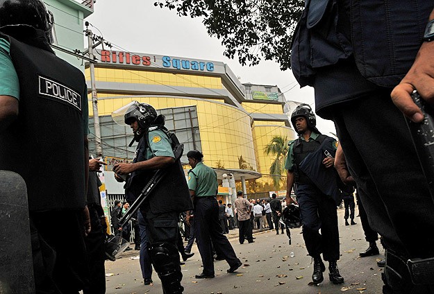 Bangladeş mahkemesinden 152 idam kararı