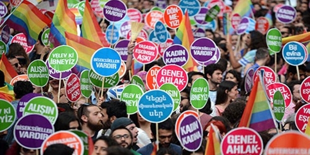 İstanbul Valiliği Onur Yürüyüşü'nü yasakladı