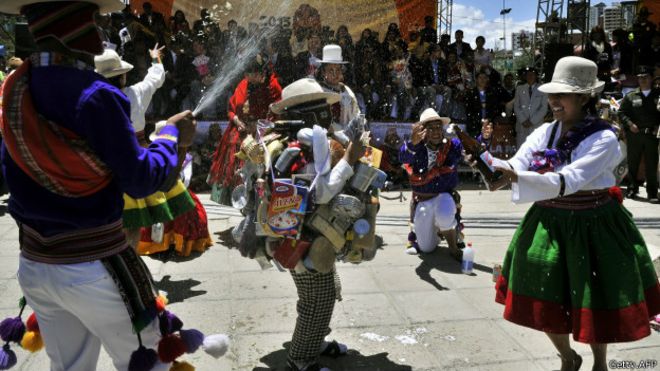 Bolivya takvim değiştirip '3508 yıl ilerleyecek'