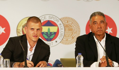 Martin Skrtel Fenerbahçe’ye imza attı