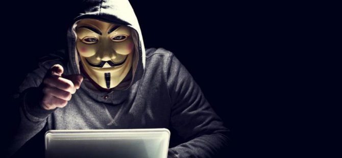 Anonymous Amerikalı komedyenin hesabını hackledi