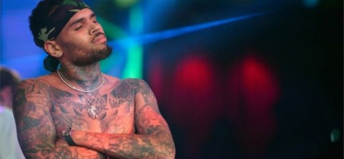 Ünlü şarkıcı Chris Brown gözaltında