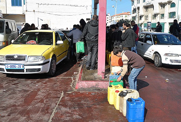 Gazze'deki akaryakıt krizi büyüyor