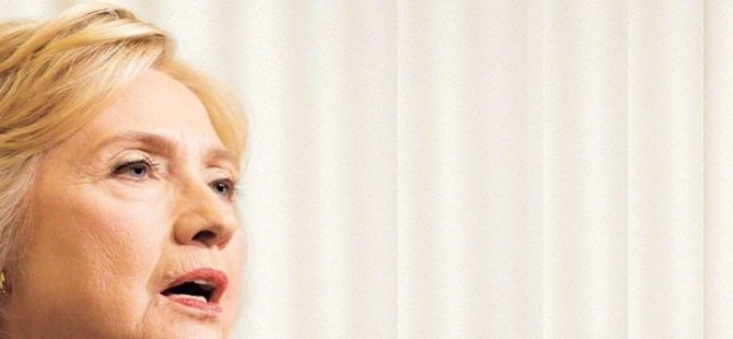 Hillary Clinton bayıldı, ABD'de borsa düştü