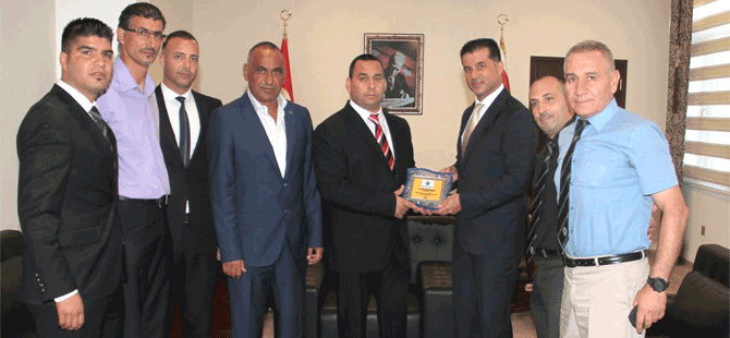 Kıbrıs Türk Futbol Hakemler ve Gözlemciler Derneği'nden Özgürgün'e nezaket ziyareti
