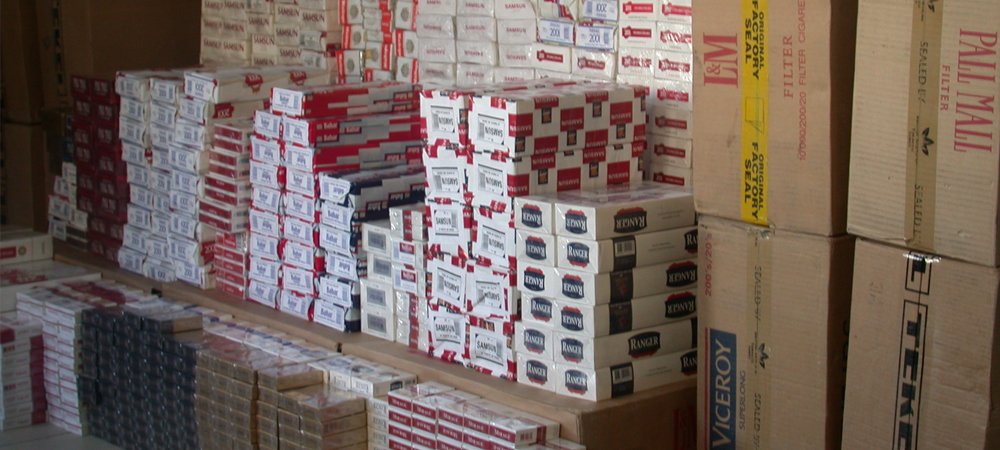Girne limanında gümrüksüz mal tasarrufu... 305 karton kaçak sigara