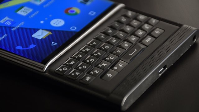 BlackBerry Telefon Üretmeyi Resmi Olarak Bırakıyor!