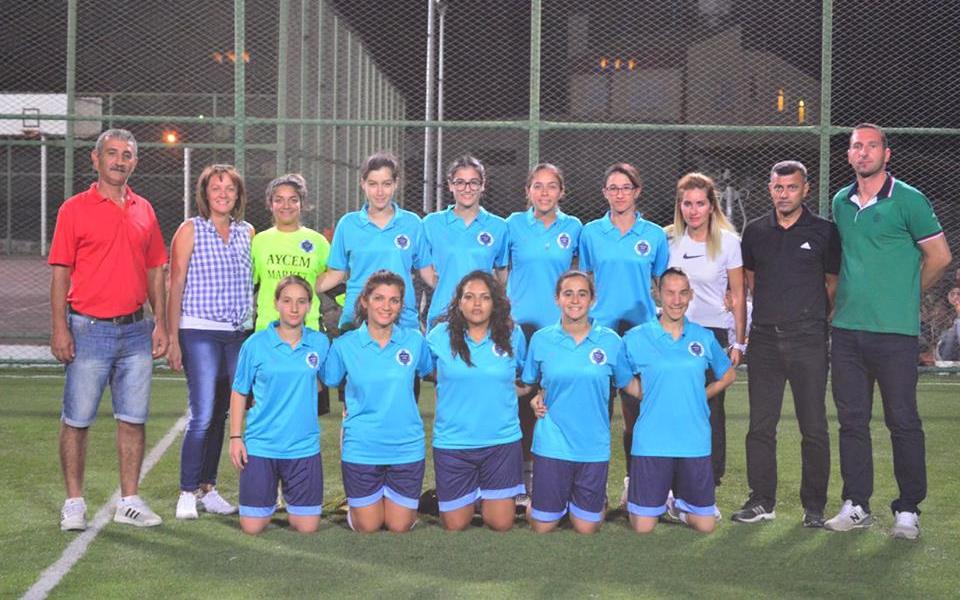 Mağusa Spor Akademisi Kadın Futbol Takımı oluşturdu