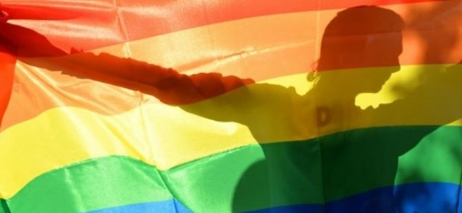 Almanya’da ‘eşcinsellik onarım terapisi’ sınırlandırılıyor