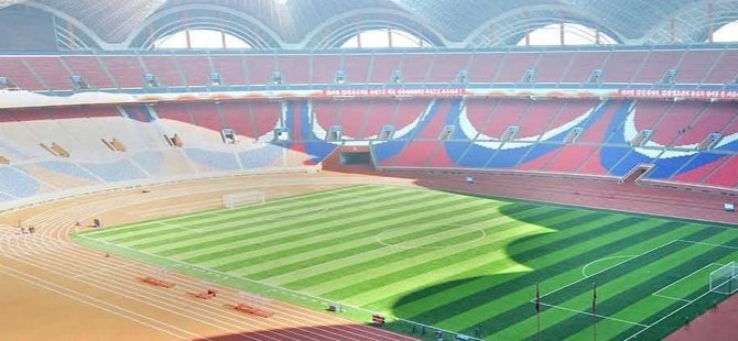 Çin 3 yılda 70 bin futbol sahası yapacak