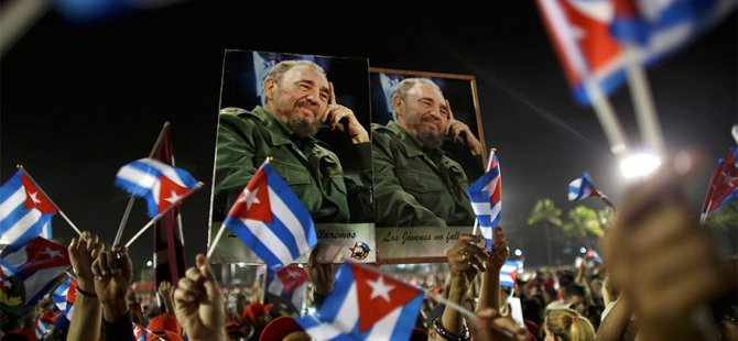 Raul Castro: "Fidel'i Küba'da yasaklayacağız"
