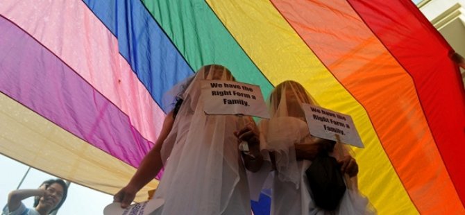 Arjantin'de 'mutluluk hakkı' kararı: Anne, üvey kızıyla evlenebilir