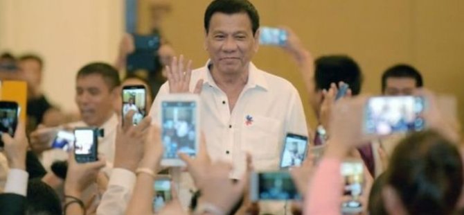 Filipinler lideri Duterte: Şüphelileri bizzat öldürdüm