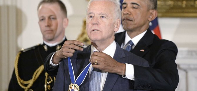 Obama Biden'a ABD’nin en yüksek madalyasını verdi