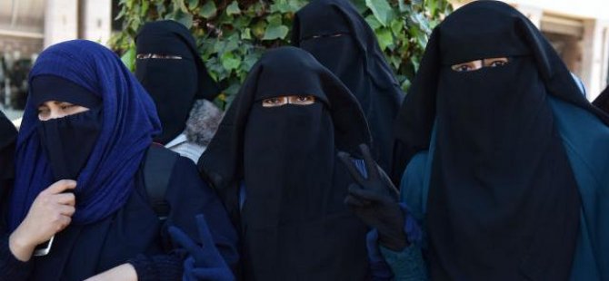 Fas'ta "burka" yasağına tepkiler