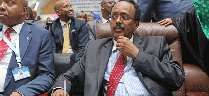Somali'de Cumhurbaşkanlığı seçimlerini eski Başbakan Fermacu kazandı