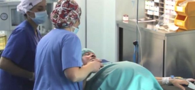 İspanya'da 64 yaşındaki kadın ikiz doğurdu