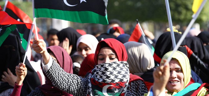 Libya'nın doğusunda kadınların tek başına yurtdışına seyahat etmesi yasaklandı