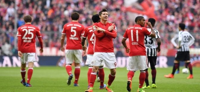 Bayern Münih farkı açıyor