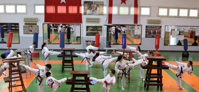 Taekwondocular yarıştı