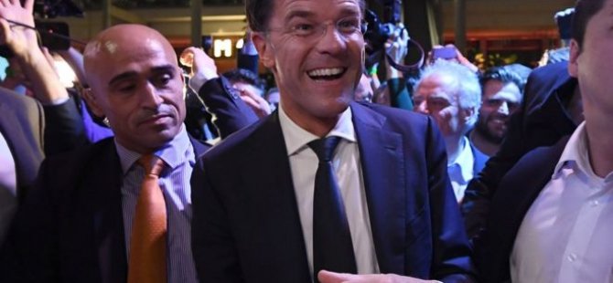 Hollanda'da seçimin galibi Mark Rutte; en az 4 partili koalisyon