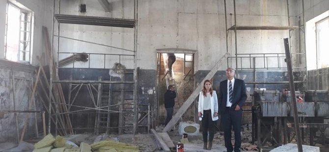 Girne’de eski trafo binası’nın sanat galerisine dönüştürülmesi için çalışmalar sürüyor