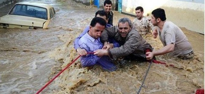 İran'da sel felaketi: 3 ölü, 12 kayıp