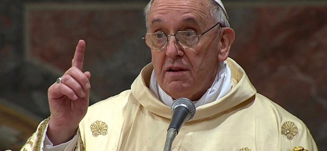 Papa Franciscus, Paskalya Bayramı öncesi "Haç Yolu Ayini"ni yönetti...