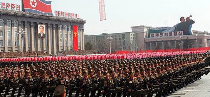 Kuzey Kore "Güneş Günü"nde gövde gösterisi yaptı