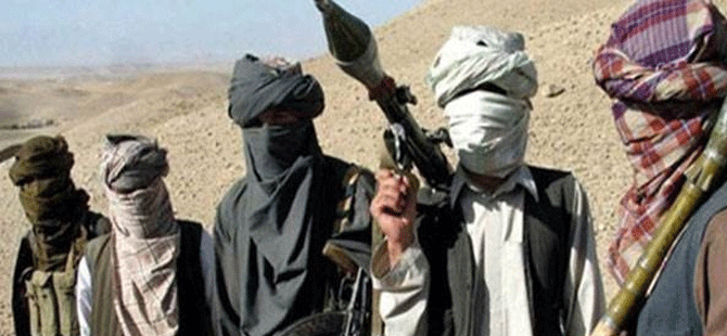 Afganistan'da koruculara silahlı saldırı: 5 ölü