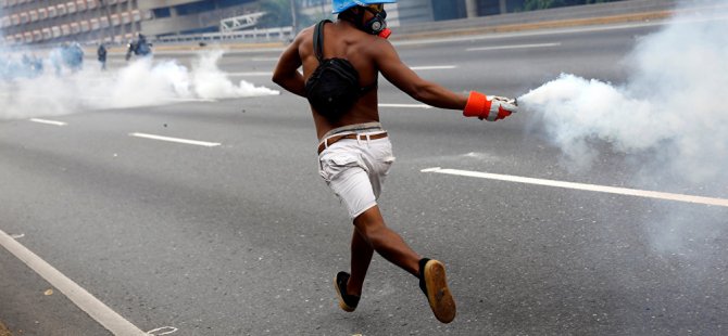 Venezüella'daki protestolarda ölü sayısı 60'a çıktı