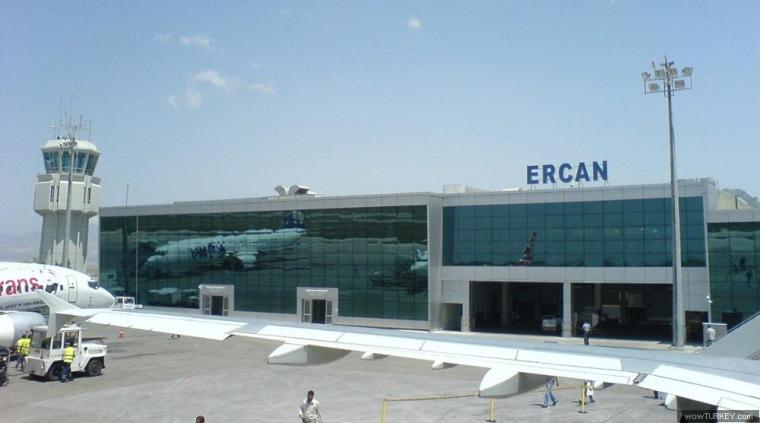 Sendikal Platform Ercan Havalimanı'nda eylem yaptı