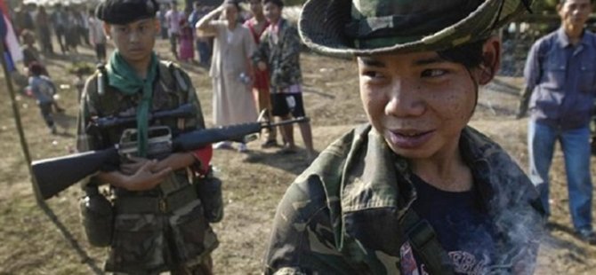 Myanmar'da 67 çocuk asker ordudan çıkarıldı