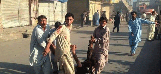 Pakistan'daki bombalı saldırılarda ölü sayısı 81'e yükseldi