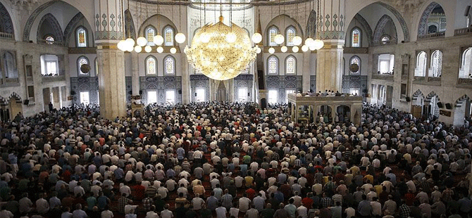İslam dünyasında Ramazan Bayramı için iki ayrı tarih