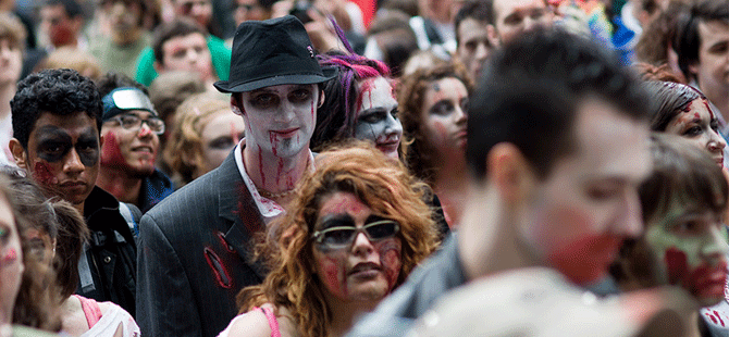 Chıcago caddelerini "zombiler" bastı