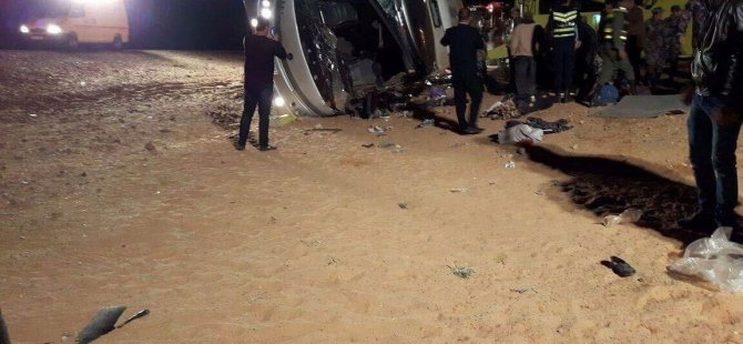 Ürdün'de umreden dönenleri taşıyan otobüs kaza yaptı: 6 ölü, 38 yaralı