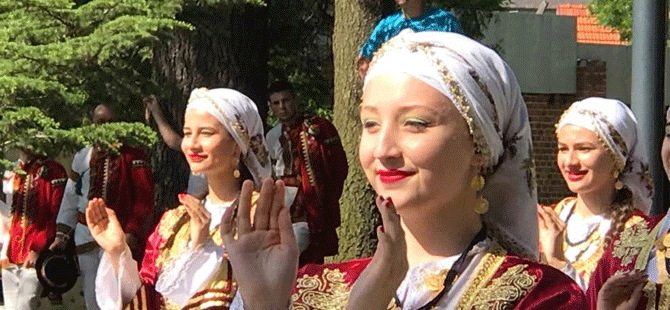 Mehmetçik Kültür ve Dayanışma Derneği, Polonya’da festivale katıldı