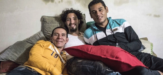 Dünyada ilk: Kolombiya'da üç erkeğin birbirleriyle 'evlenmesine' onay