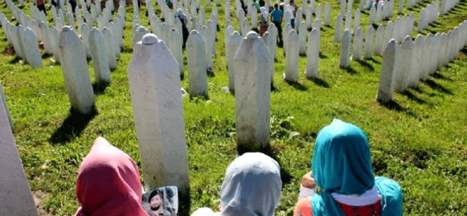 Srebrenitsa soykırımının 22. Yılı